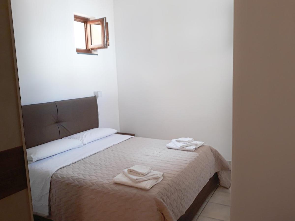 Residence Gregory Filicudi Pecorini Екстериор снимка