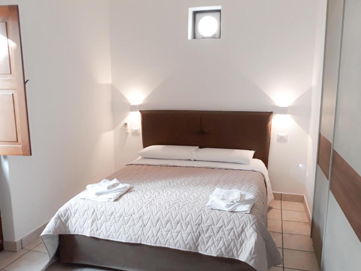Residence Gregory Filicudi Pecorini Екстериор снимка